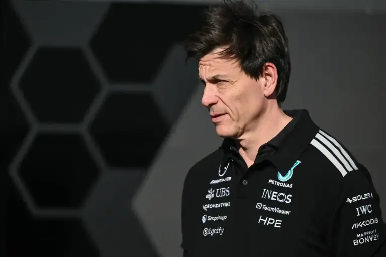 Toto Wolff backs F1’s V8 return and pitches a 1,200bhp “mega engine” vision