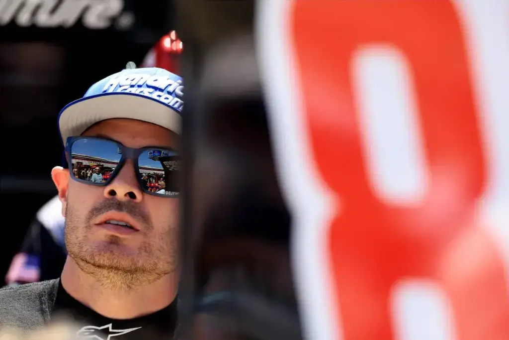 Has it really been a year since last Kyle Larson Cup Series win?