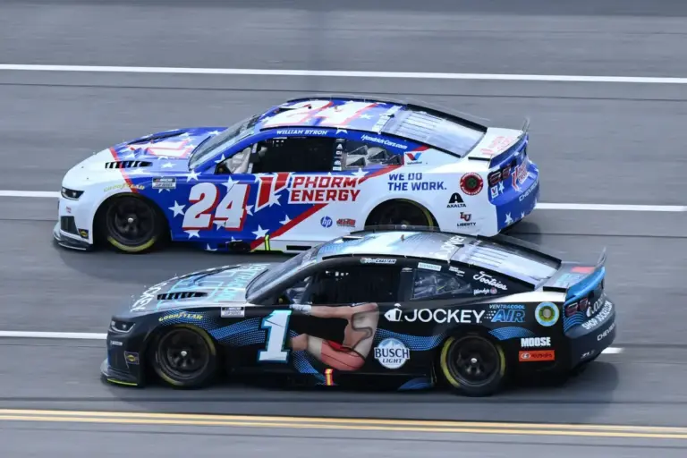 Chevrolet re-enters the fight as its drivers dominate Texas