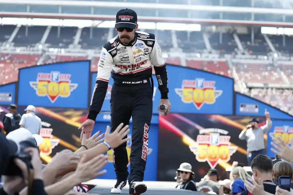 “I couldn’t foresee myself being anywhere else,” Ryan Blaney stays loyal to Team Penske
