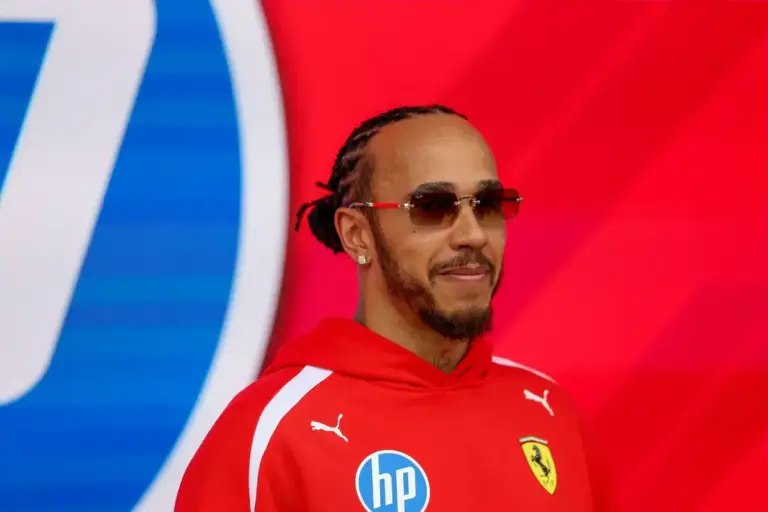 “COYG”: Lewis Hamilton’s Instagram post after Arsenal’s title win was worth a 22-year wait