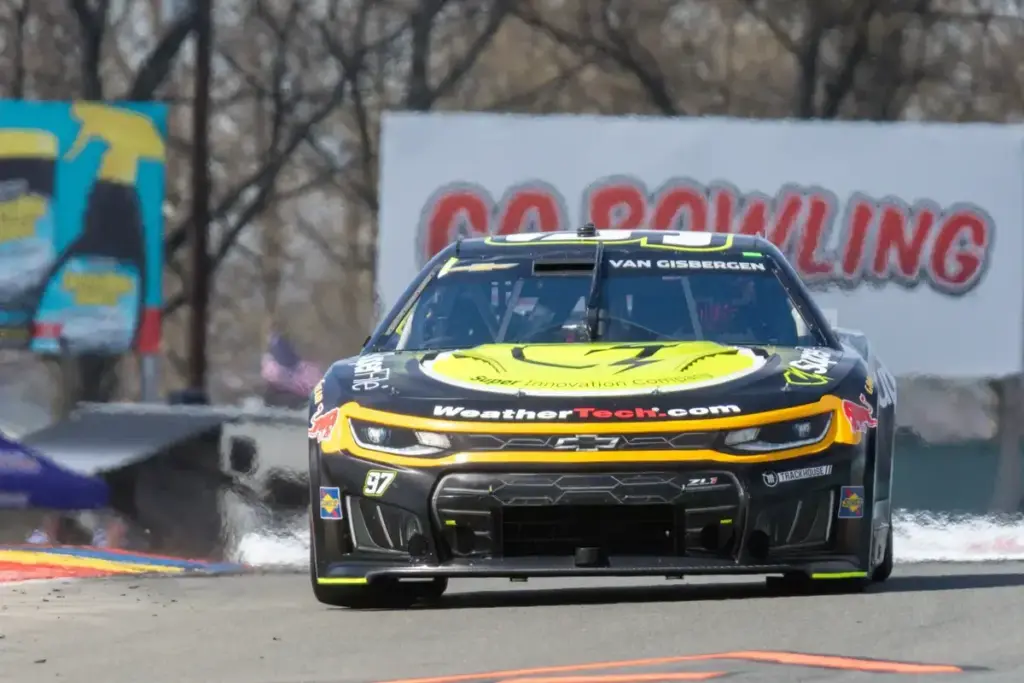 Earnhardt Jr. spills the secret behind van Gisbergen success on road courses