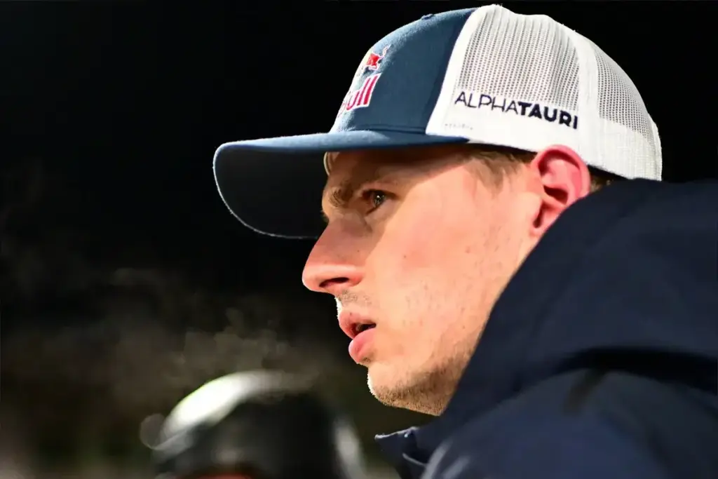 Max Verstappen dominates the night to lead the Nürburgring 24 Hours past halfway