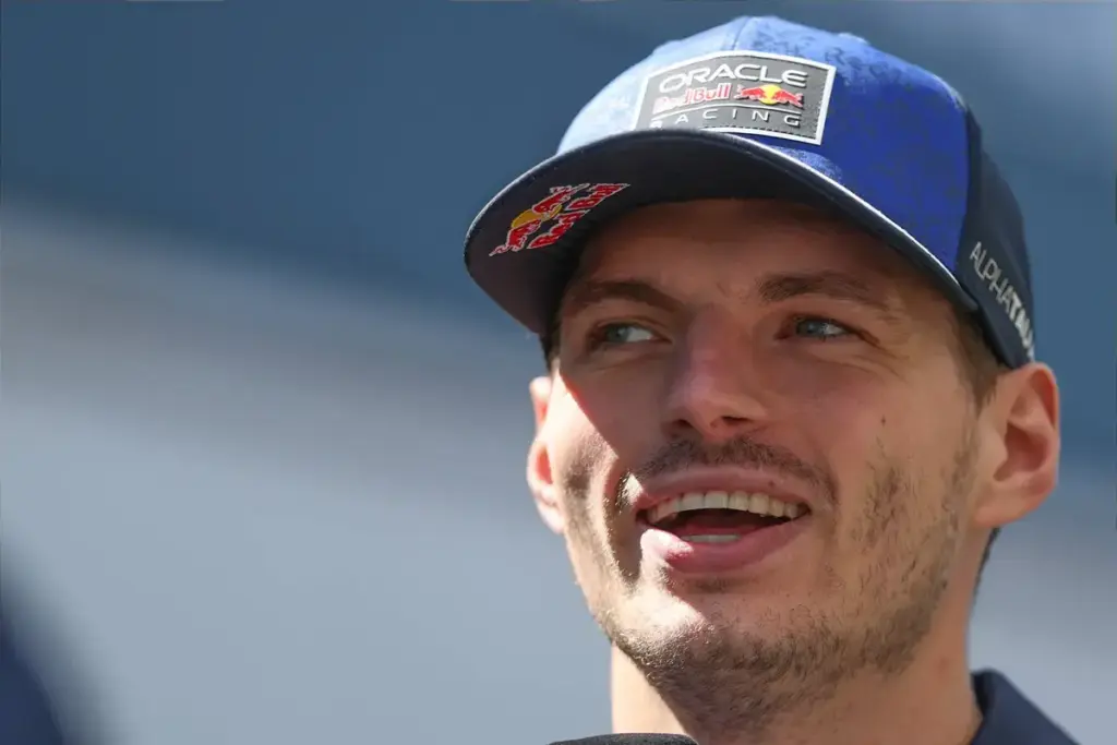 Max Verstappen says 2027 engine changes “definitely” help him stay in F1