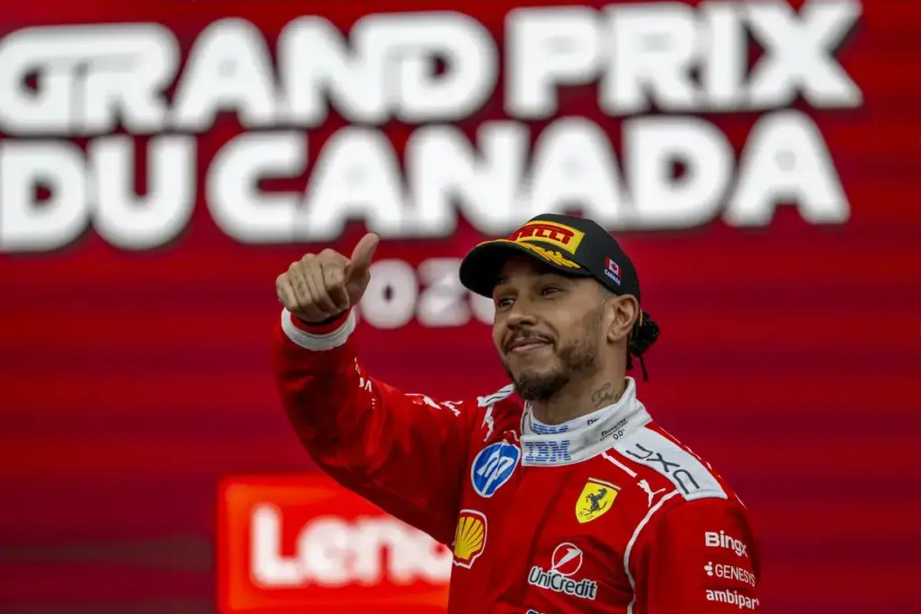 Lewis Hamilton has a seating plan in mind for his next end of season F1 dinner
