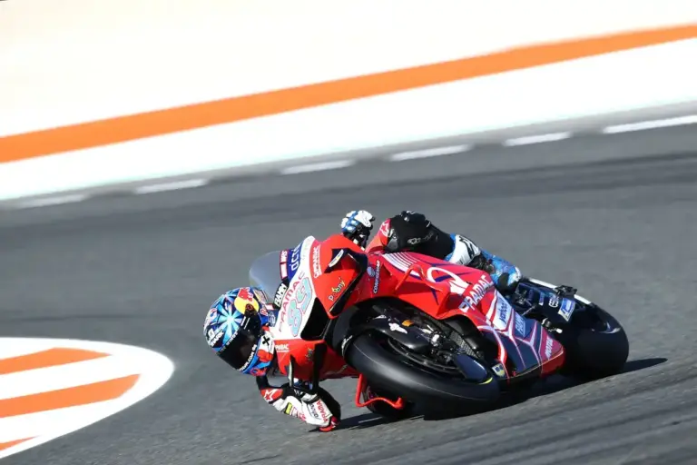Yamaha 2027 Move Turns MotoGP Grid Into Rider-Market Squeeze