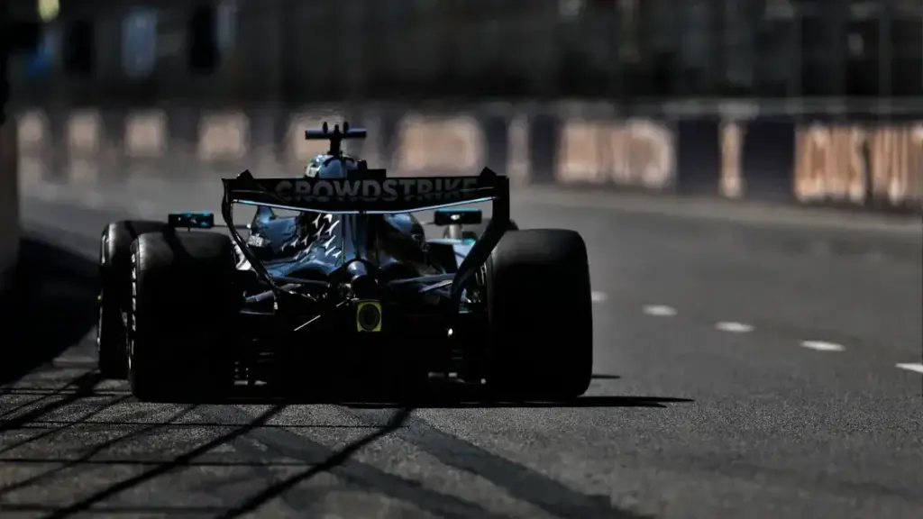 heat hazard race: George Russell's Mercedes F1 car driving on track