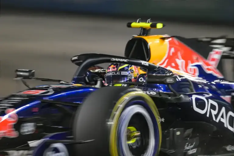 Verstappen wins chaotic Singapore Sprint as Russell crashes from lead