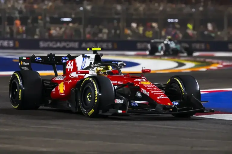 Hamilton apologises after Singapore mistake costs Ferrari double podium