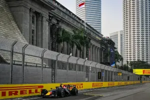 Singapore GP Friday: Verstappen resurgence gathers pace as Mercedes faces upgrade question